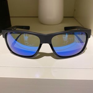 Costa Del Mar Half Moon - Black/Blue